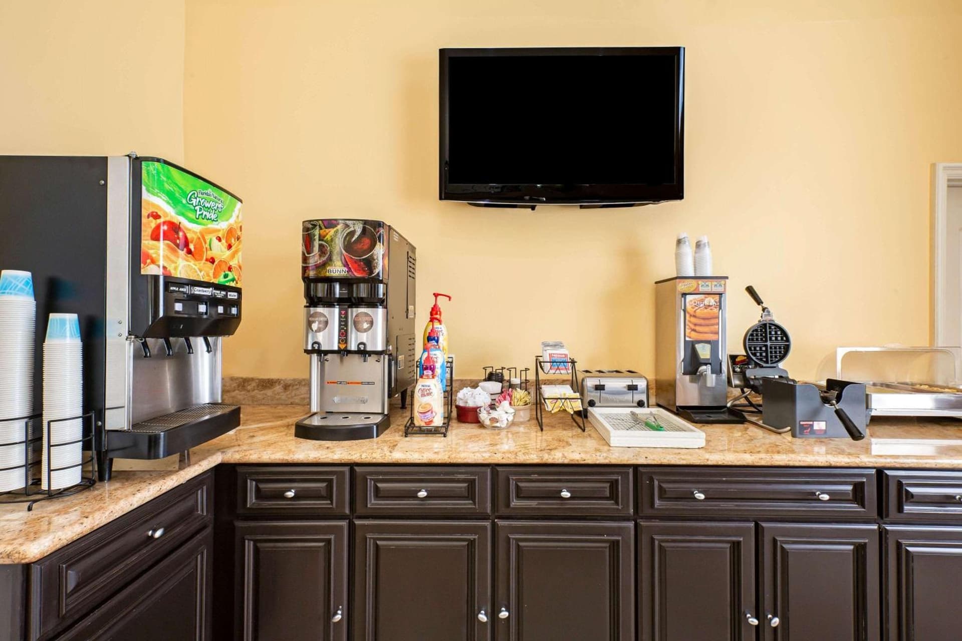 La Quinta by Wyndham Moreno Valley gallery photo in Moreno Valley, CA — image 26