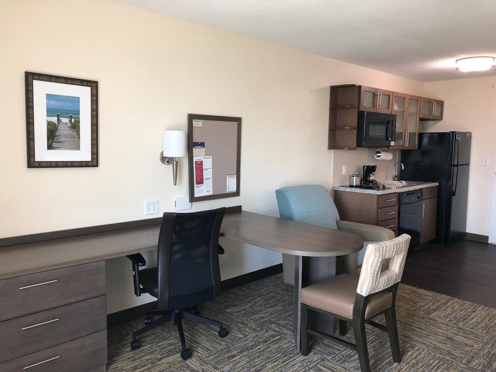 Candlewood Suites - Panama City Beach Pier Park by IHG gallery photo in Panama City Beach, FL — image 11