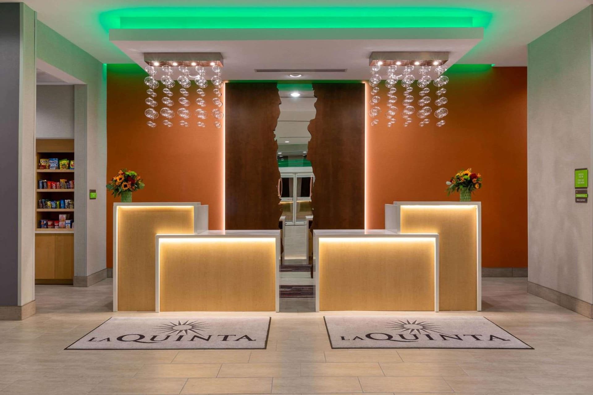 La Quinta by Wyndham Altoona Des Moines gallery photo in Altoona, IA — image 26