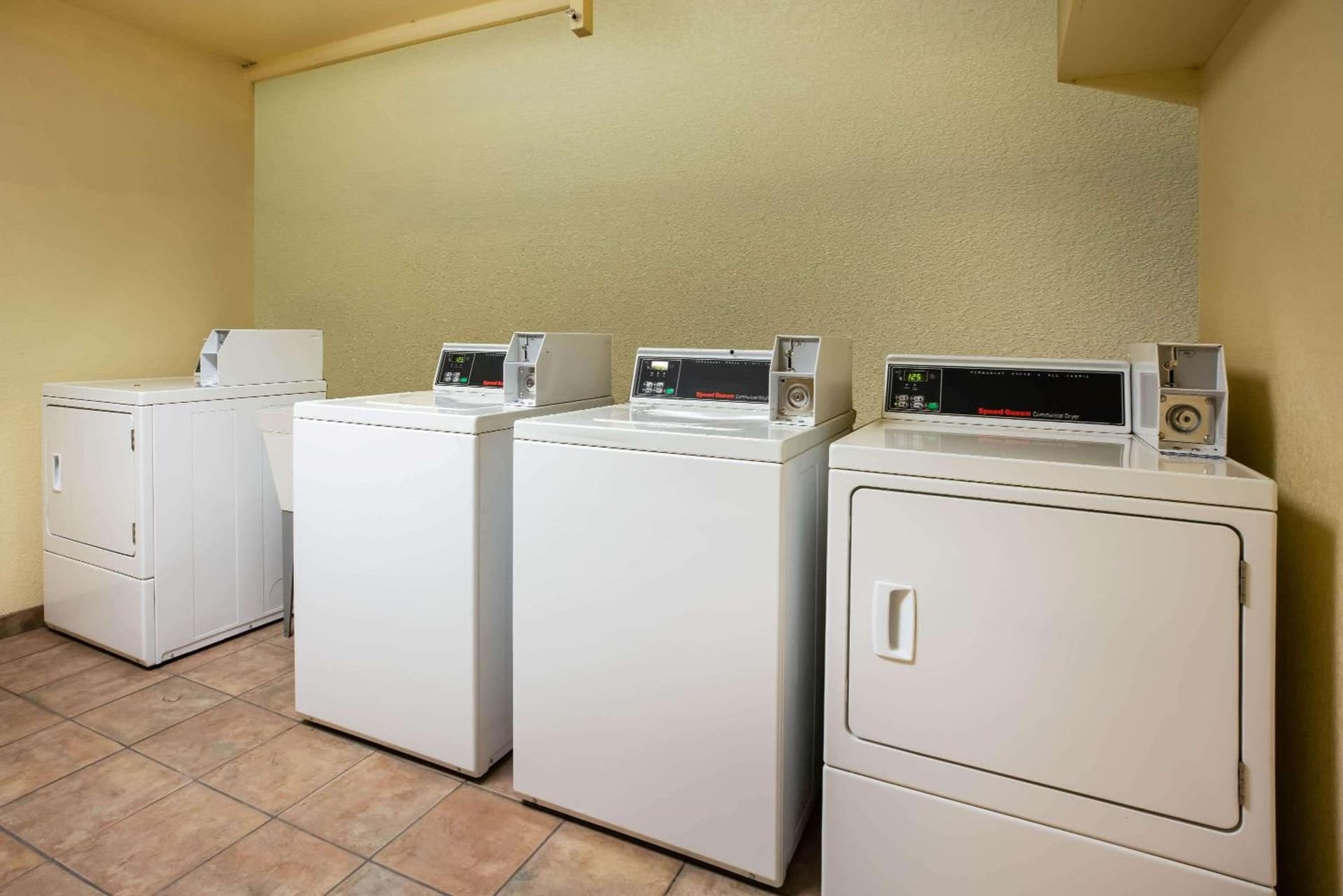 La Quinta Inn by Wyndham Bend gallery photo in Bend, OR — image 5