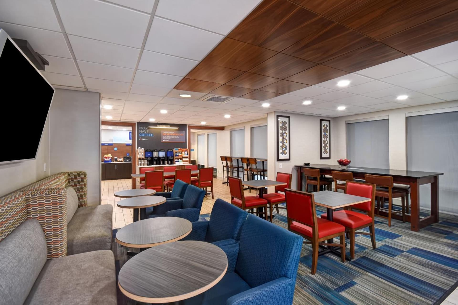 Holiday Inn Express & Suites Allentown-Dorney Park Area by IHG gallery photo in Allentown, PA — image 44