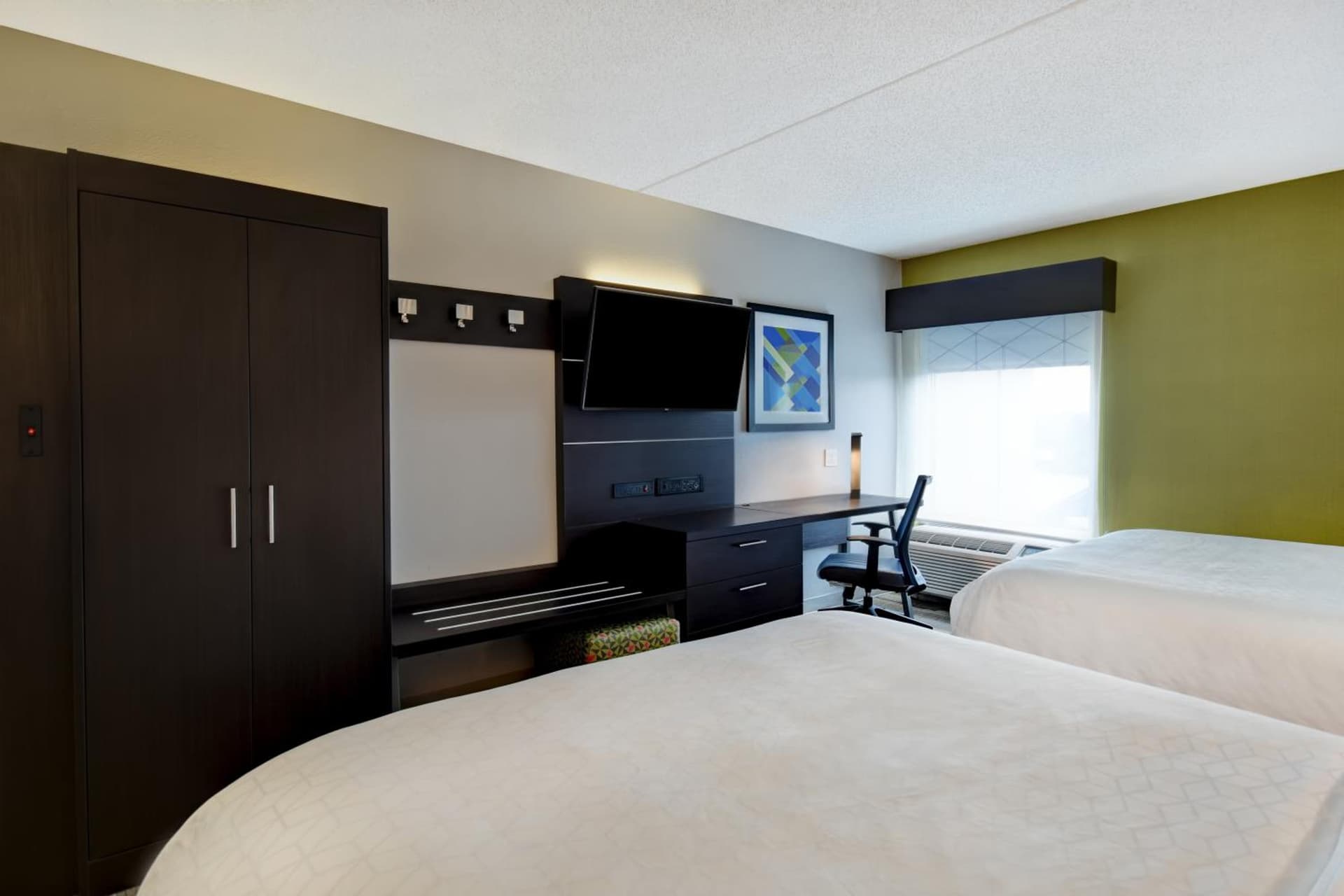 Holiday Inn Express & Suites Allentown-Dorney Park Area by IHG gallery photo in Allentown, PA — image 22