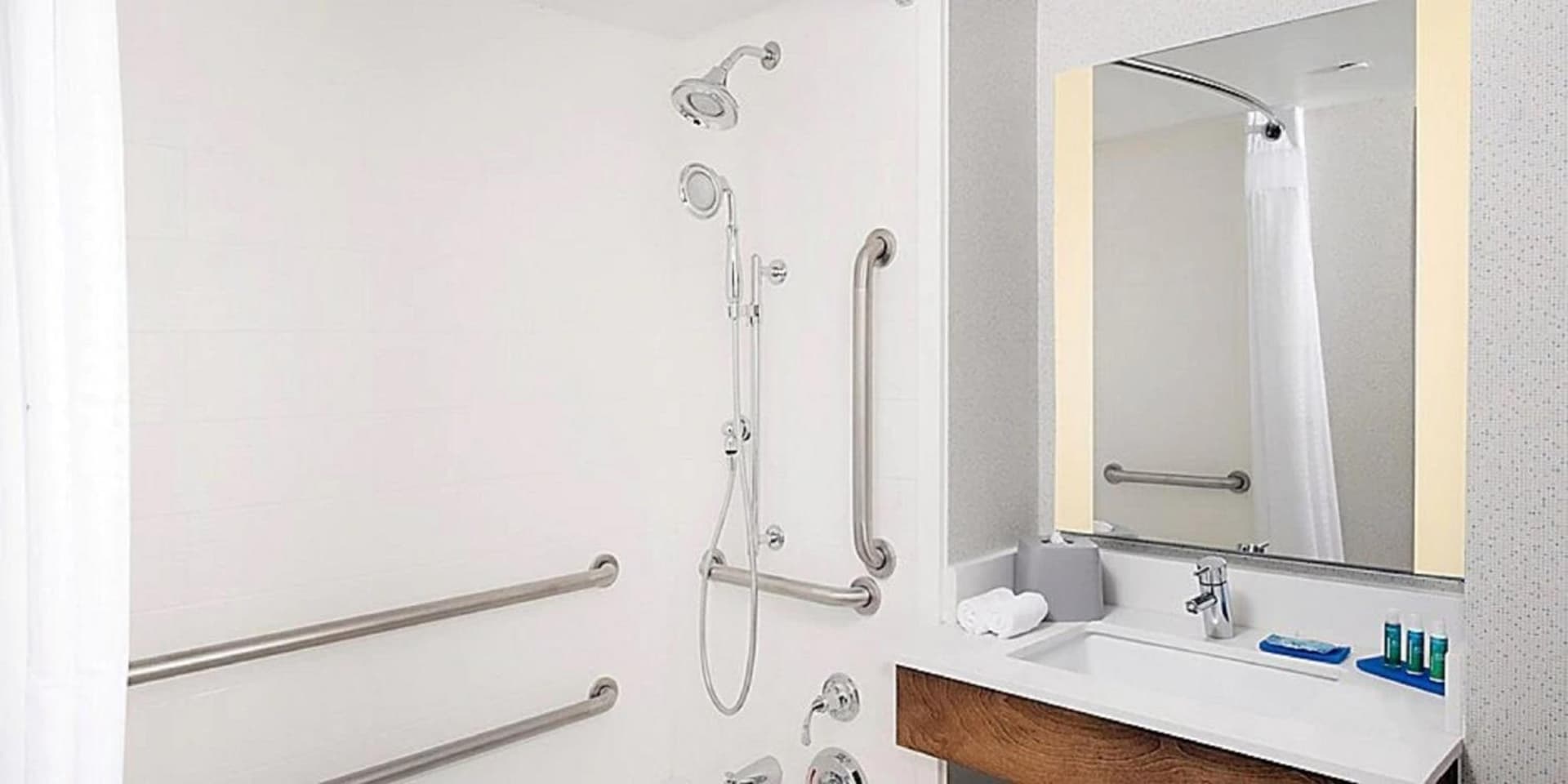 Holiday Inn Express Chesapeake - Norfolk by IHG gallery photo in Chesapeake, VA — image 5