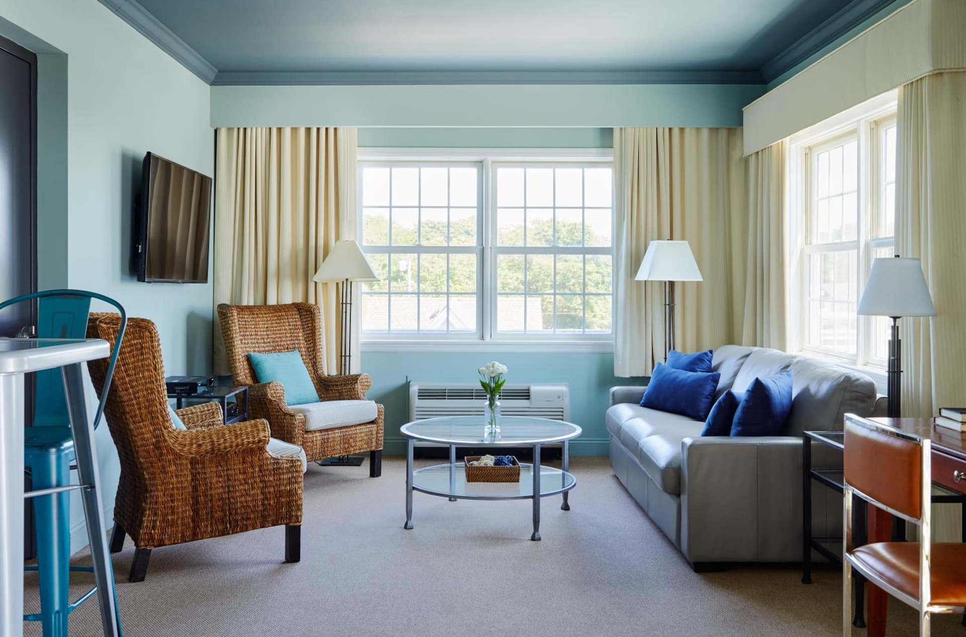 The Harbor Front Inn gallery photo in Greenport, NY — image 84