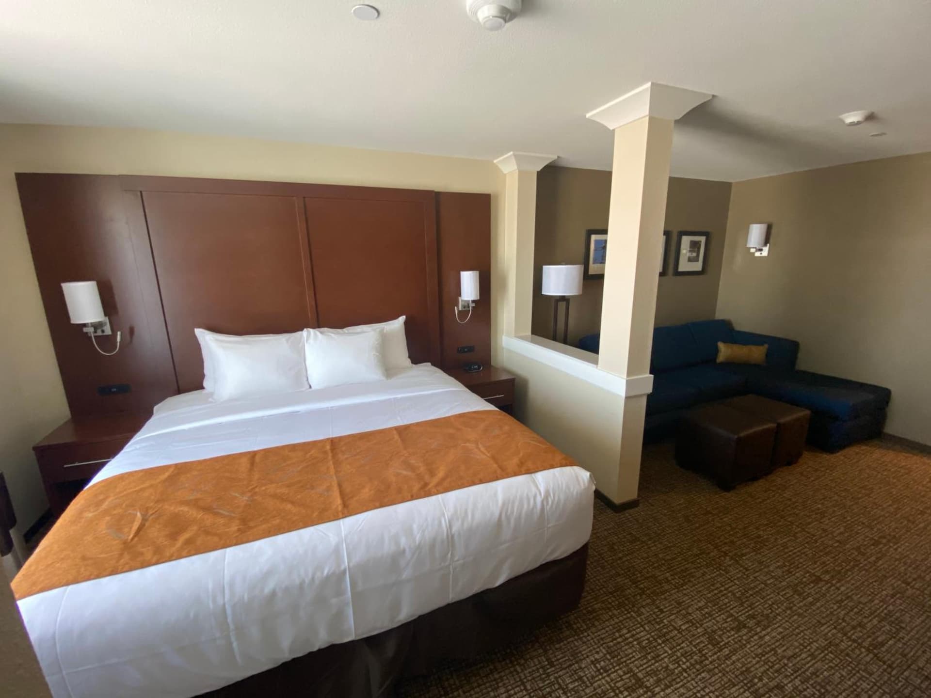 Comfort Suites Midland West gallery photo in Midland, TX — image 13