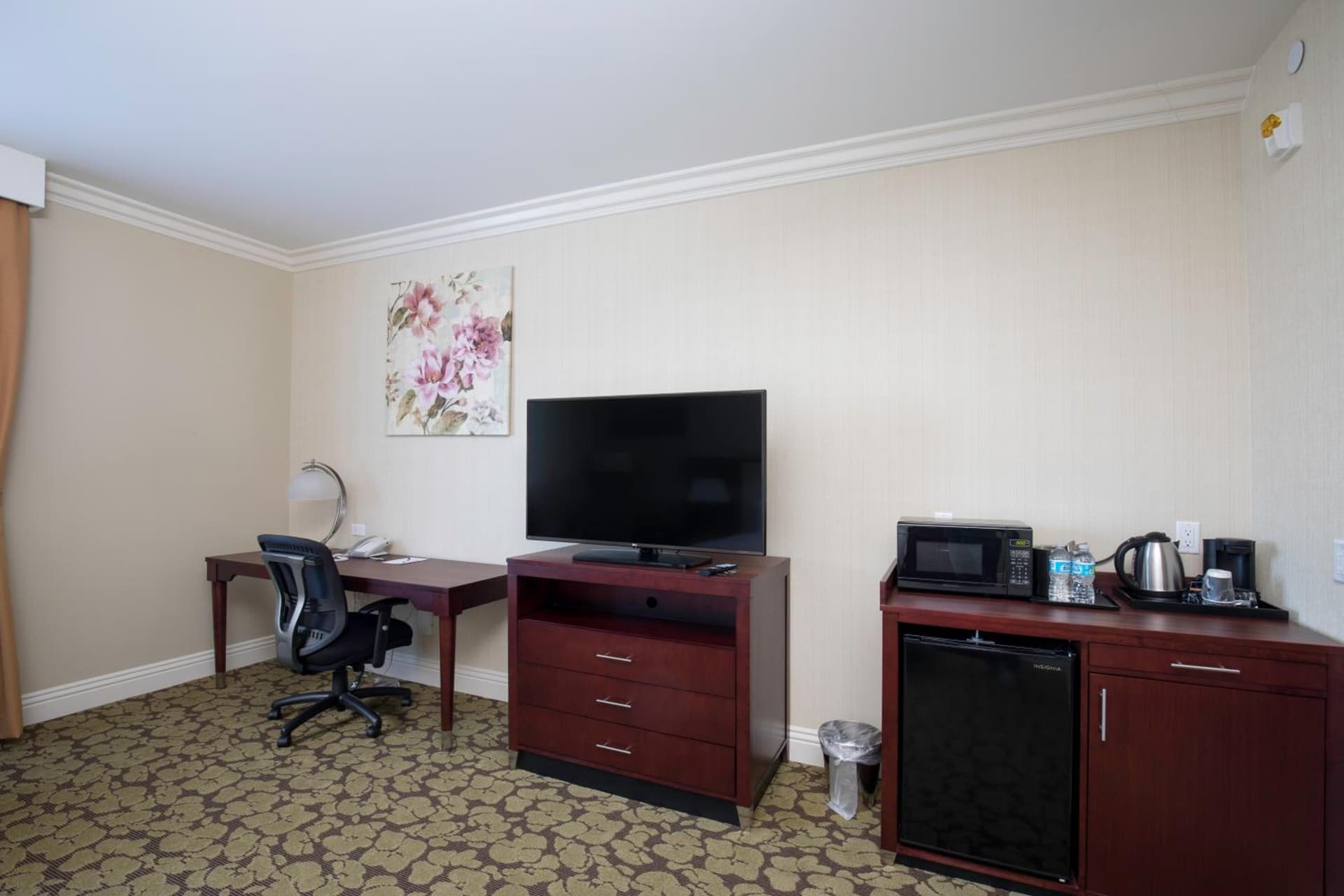 Holiday Inn El Monte - Los Angeles by IHG gallery photo in El Monte, CA — image 10