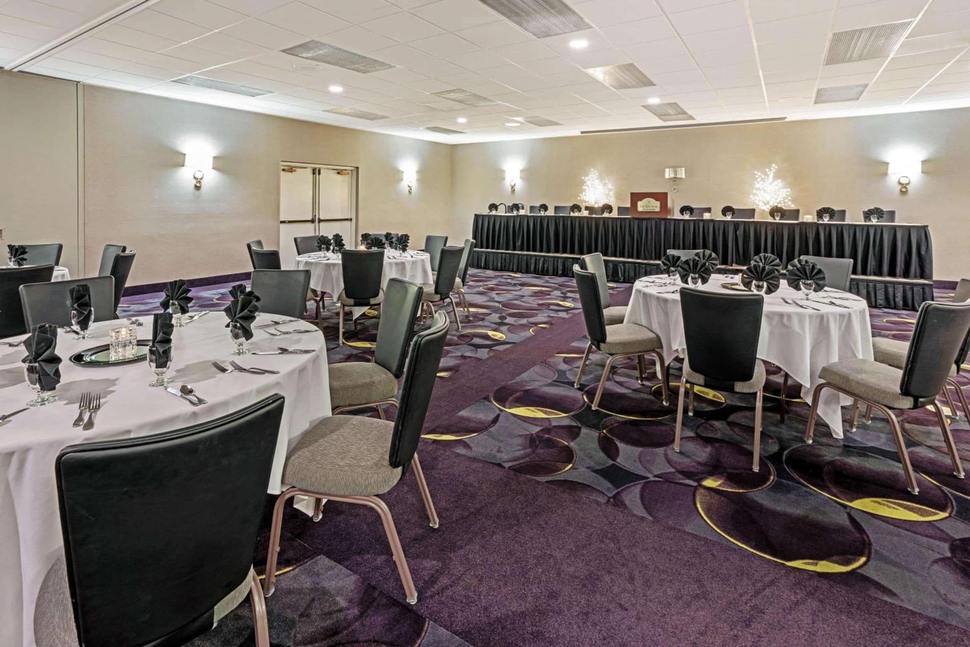 La Quinta by Wyndham Tacoma - Seattle gallery photo in Tacoma, WA — image 4