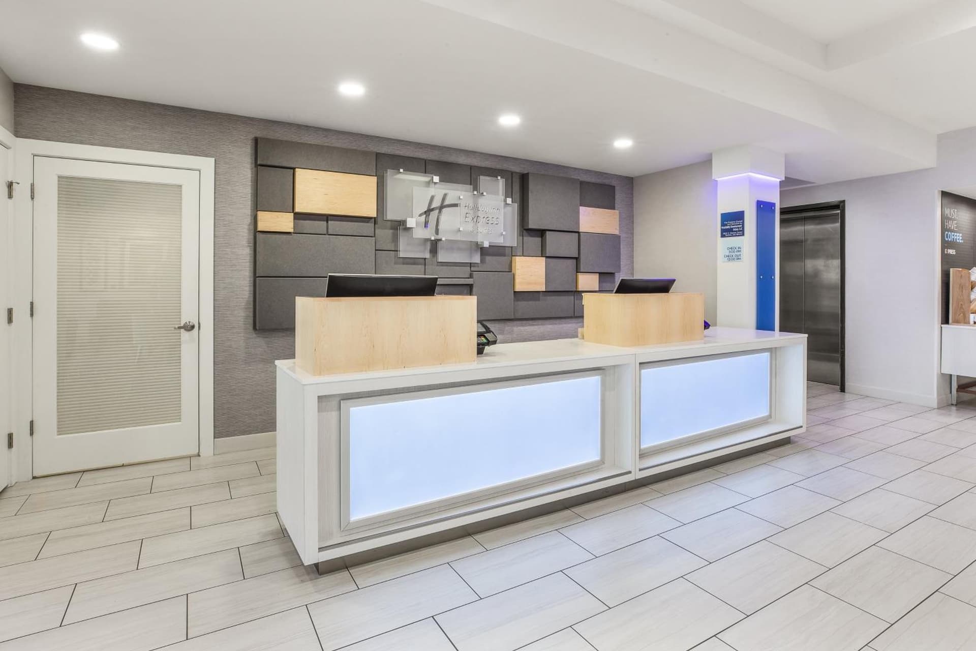 Holiday Inn Express & Suites Tacoma by IHG gallery photo in Tacoma, WA — image 4