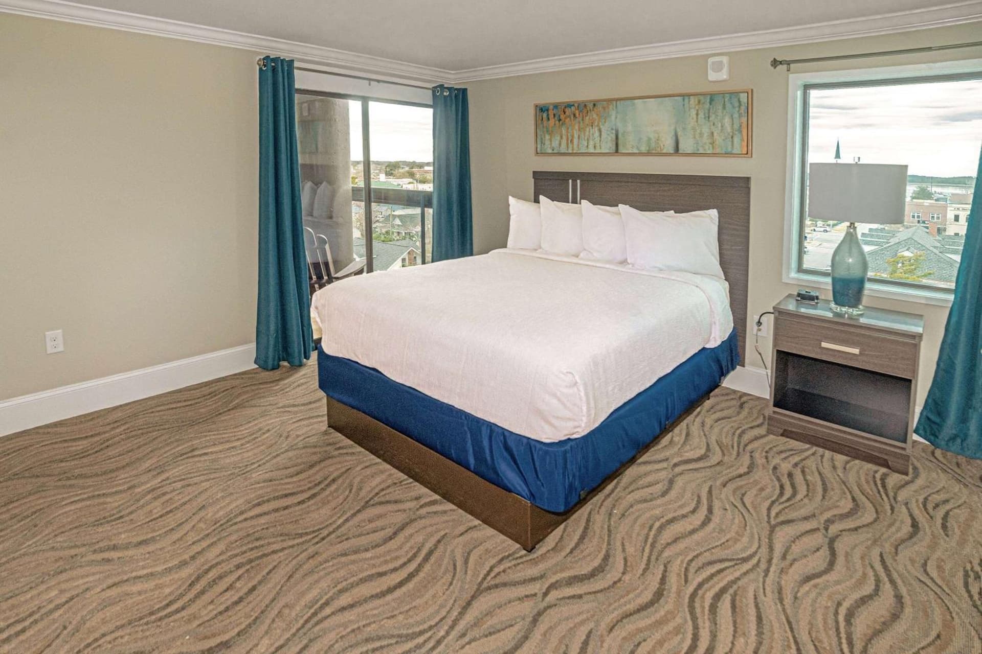 Bask Hotel at Big Rock Landing gallery photo in Morehead City, NC — image 11