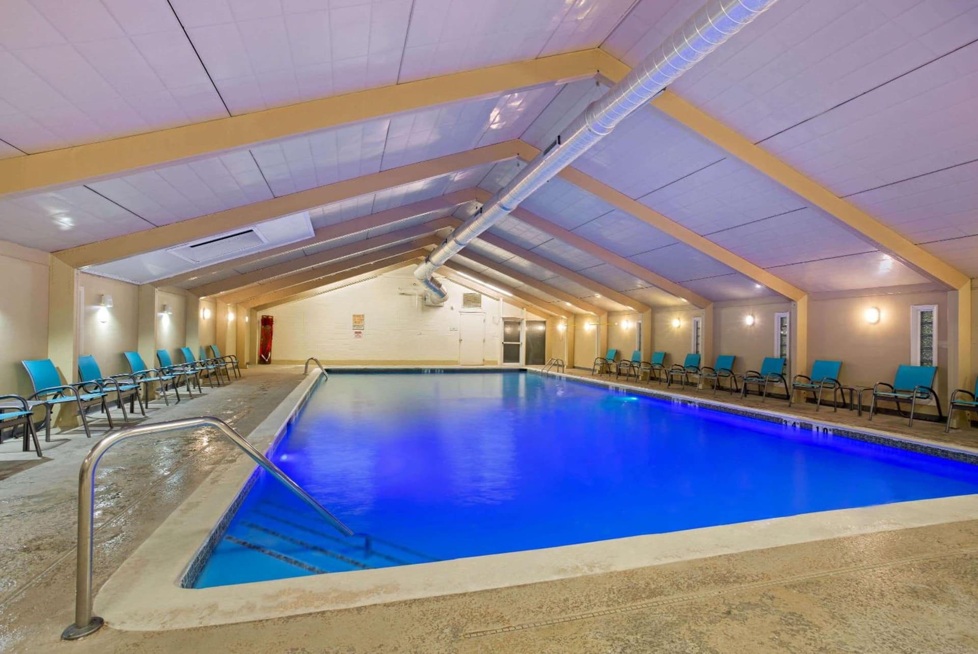 La Quinta by Wyndham Springfield gallery photo in Springfield, MA — image 13