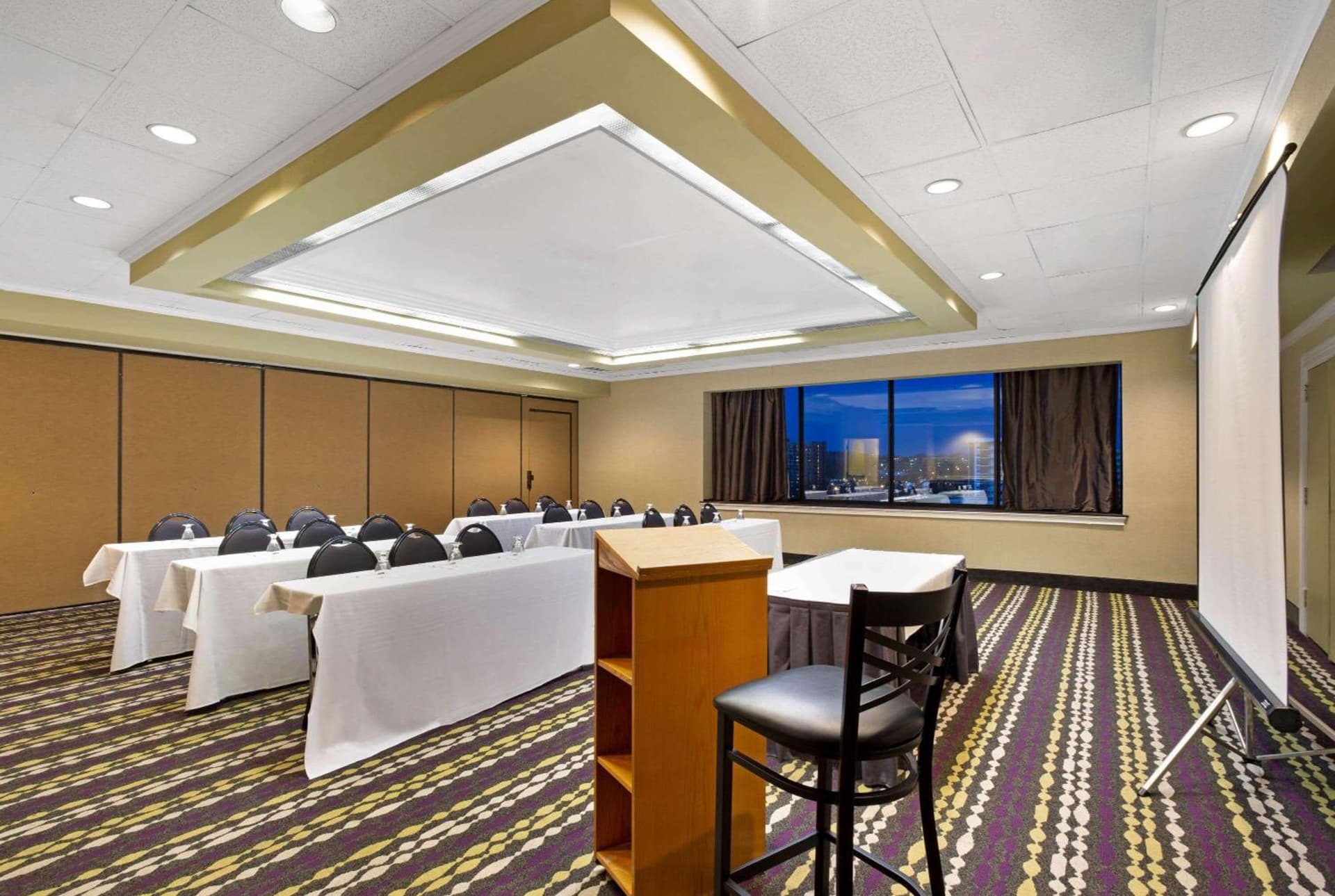 La Quinta by Wyndham Springfield gallery photo in Springfield, MA — image 15