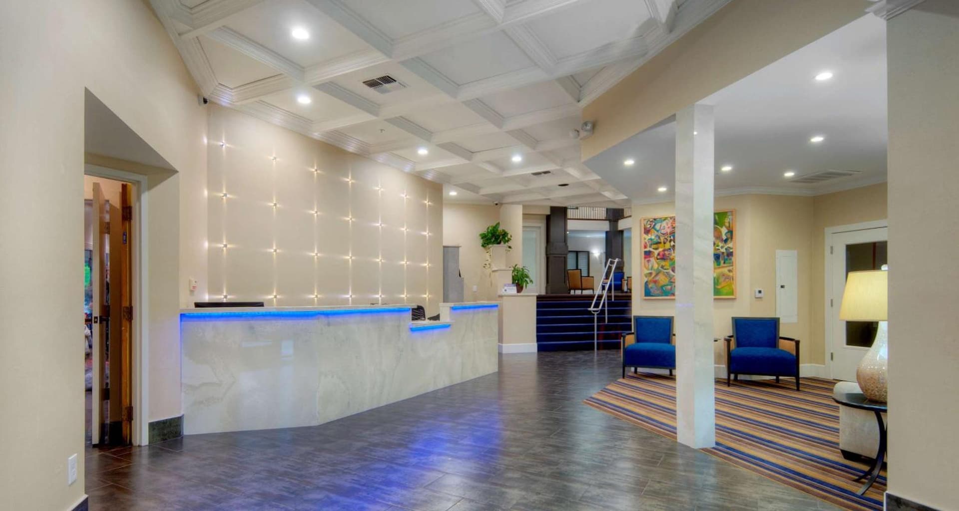 Best Western Plus Palm Court Hotel gallery photo in Davis, CA — image 6