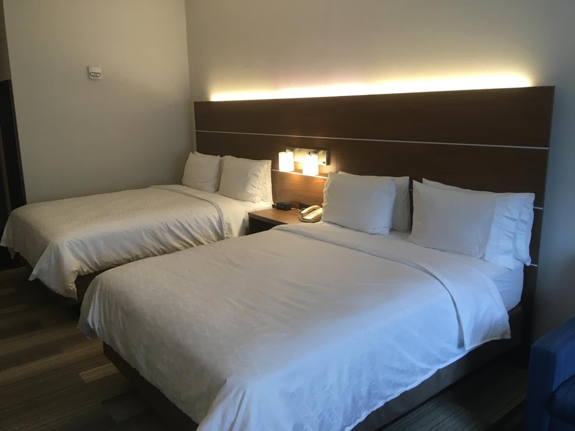 Holiday Inn Express & Suites Bethlehem Airport-Allentown Area gallery photo in Bethlehem, PA — image 18