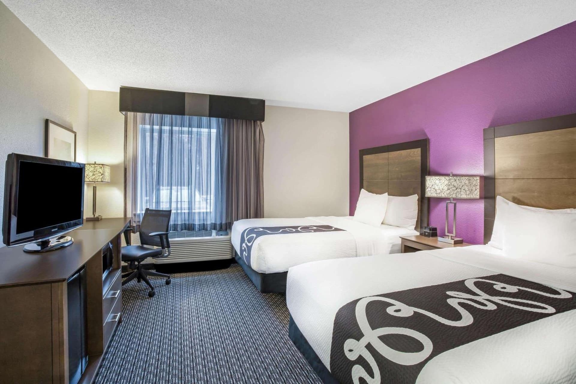 La Quinta by Wyndham Hartford Bradley Airport gallery photo in Windsor Locks — image 30