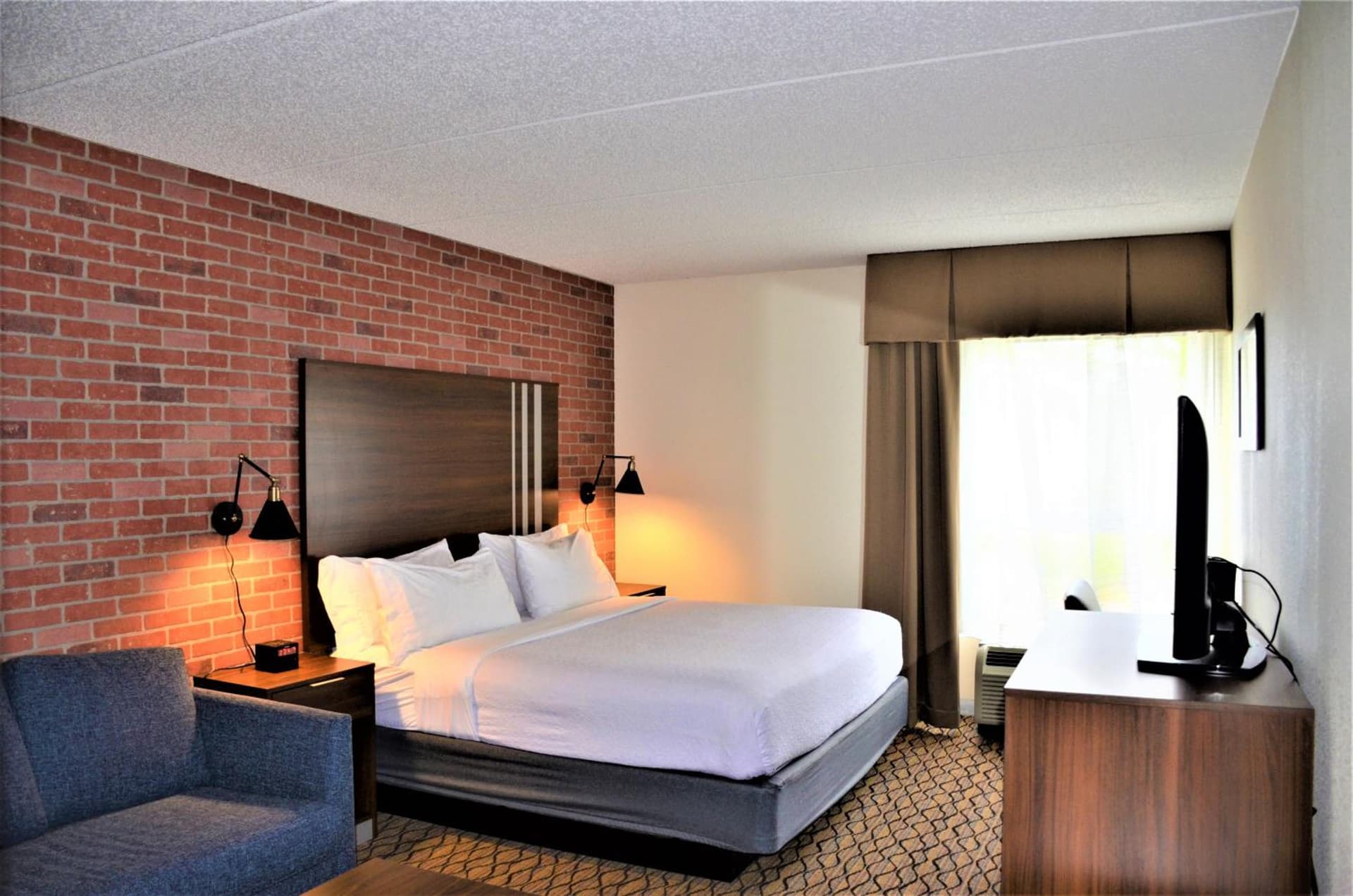 Burrstone Inn, an Ascend Collection Hotel gallery photo in Utica, NY — image 64