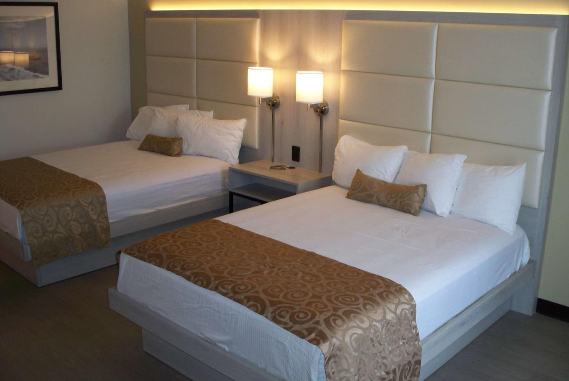 Ramada by Wyndham Burbank Airport gallery photo in Burbank, CA — image 6