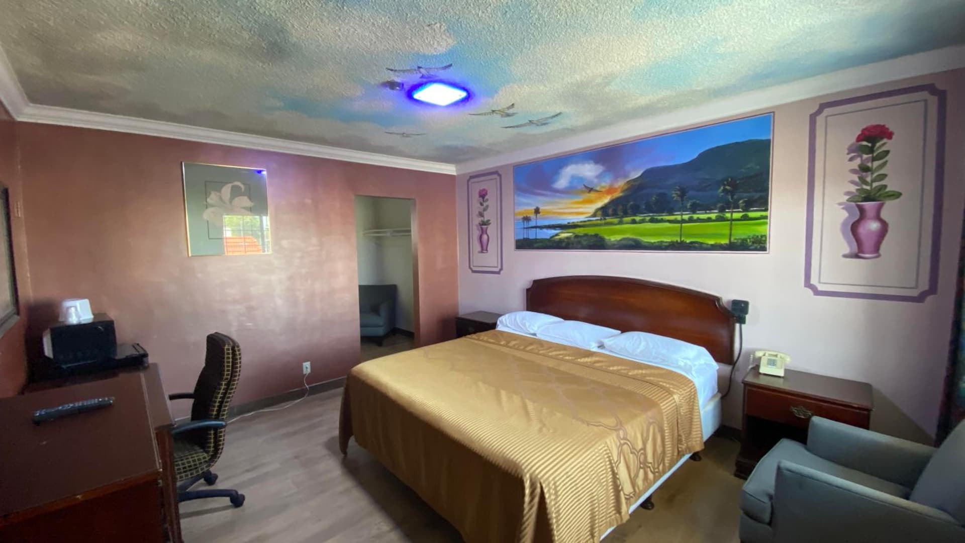 Villa Park Motel gallery photo in Orange, CA — image 20