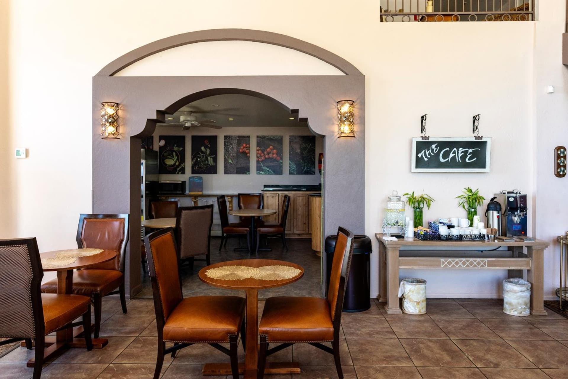Forest Villas Hotel gallery photo in Prescott, AZ — image 208