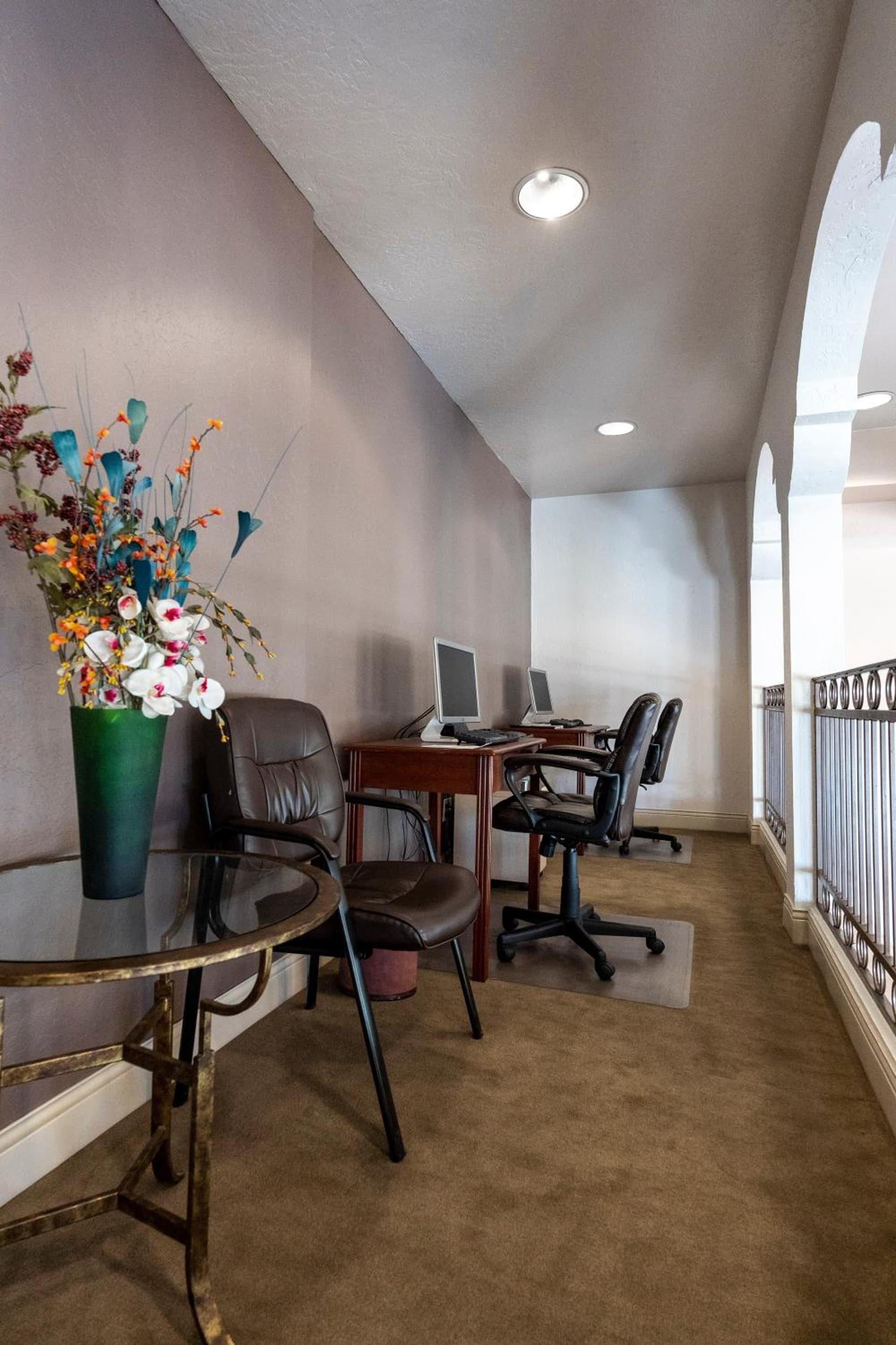 Forest Villas Hotel gallery photo in Prescott, AZ — image 163