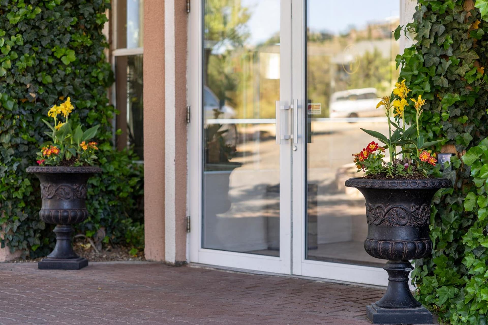Forest Villas Hotel gallery photo in Prescott, AZ — image 187