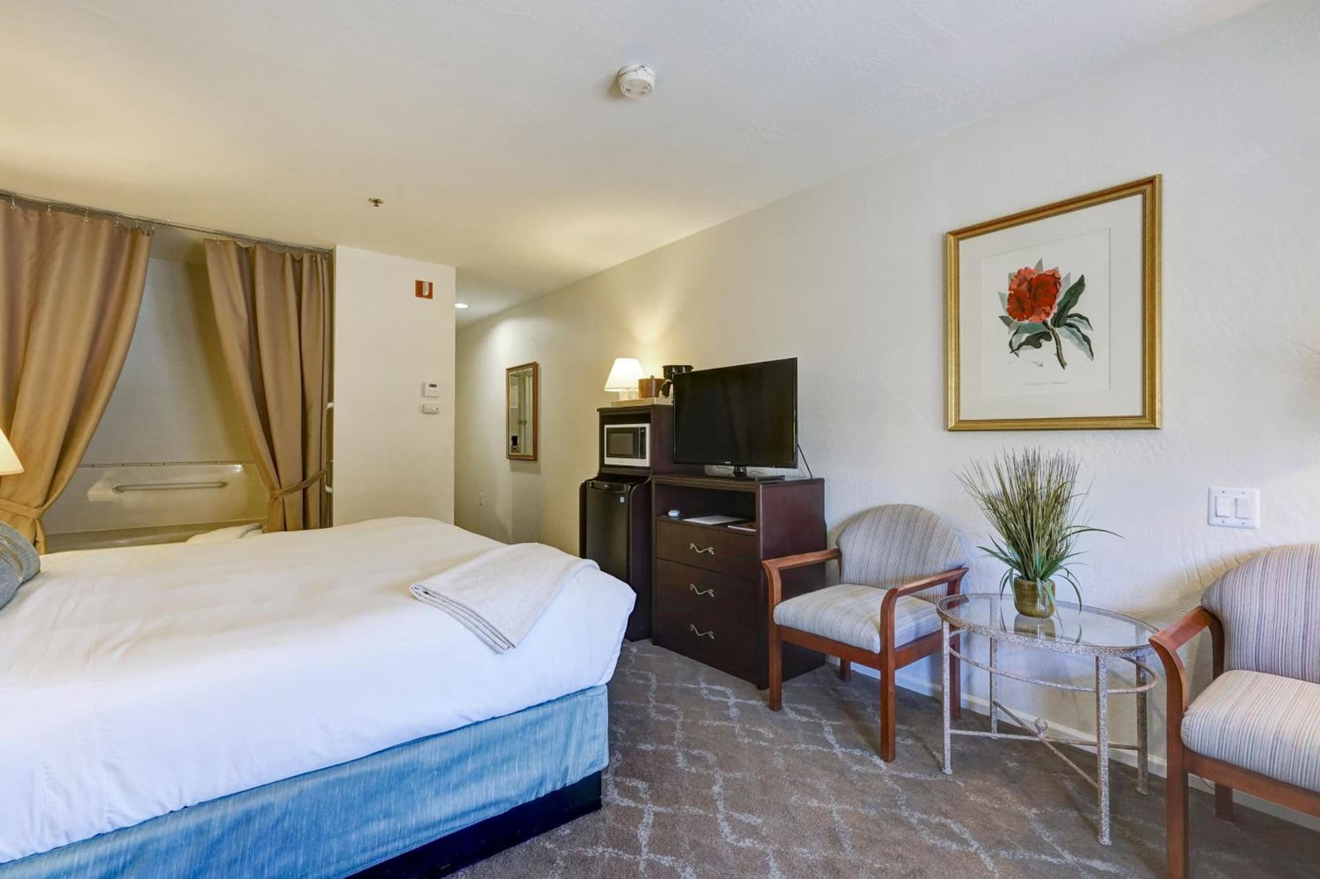 Forest Villas Hotel gallery photo in Prescott, AZ — image 218