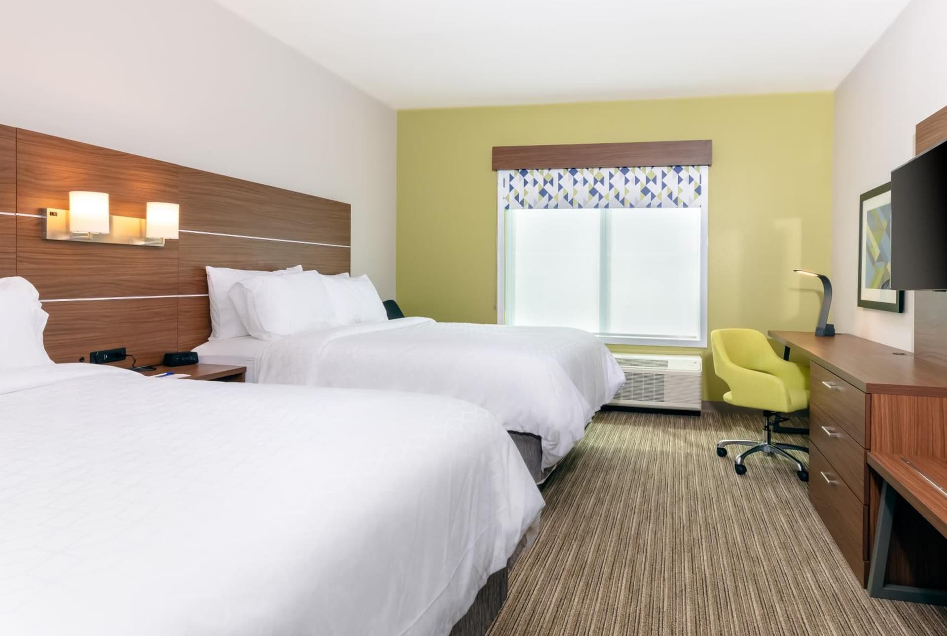 Holiday Inn Express Calhoun South by IHG interior in Calhoun, GA — gallery photo 2