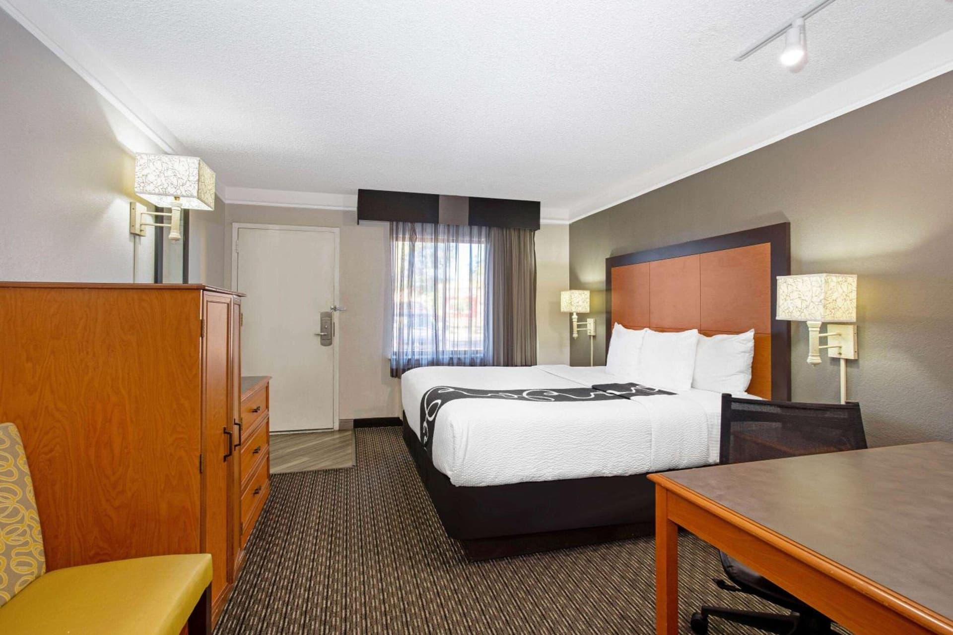 La Quinta Inn by Wyndham Tucson East gallery photo in Tucson, AZ — image 25