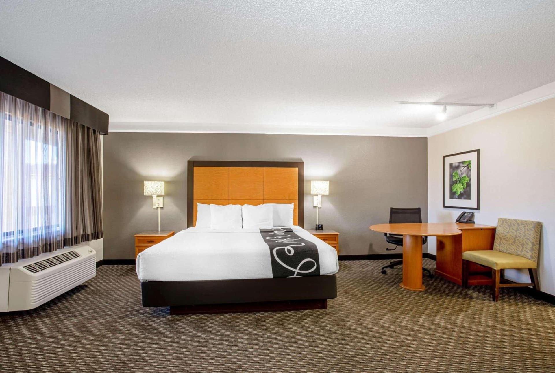 La Quinta Inn by Wyndham Tucson East gallery photo in Tucson, AZ — image 4