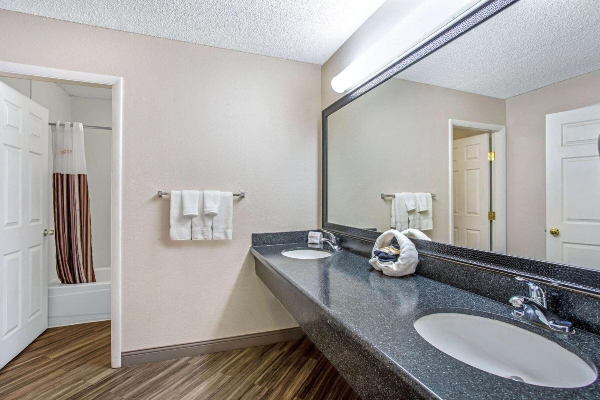 La Quinta Inn by Wyndham Tucson East gallery photo in Tucson, AZ — image 30