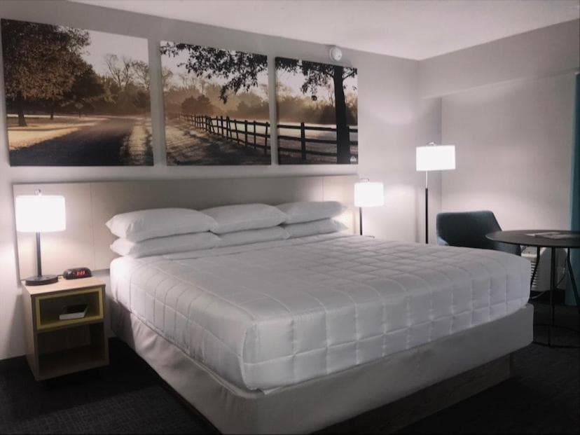 Days Inn & Suites by Wyndham Lexington gallery photo in Lexington, KY — image 6