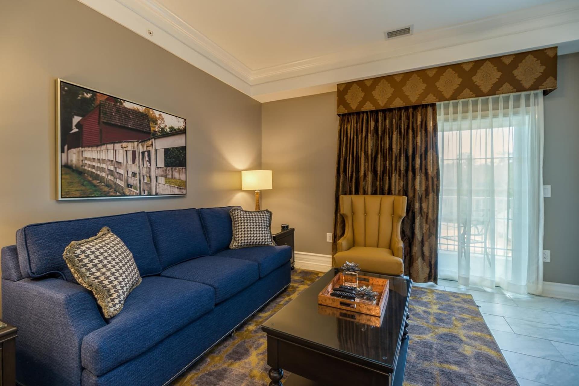 Holiday Inn Club Vacations Williamsburg Resort interior in Williamsburg, VA — gallery photo 2