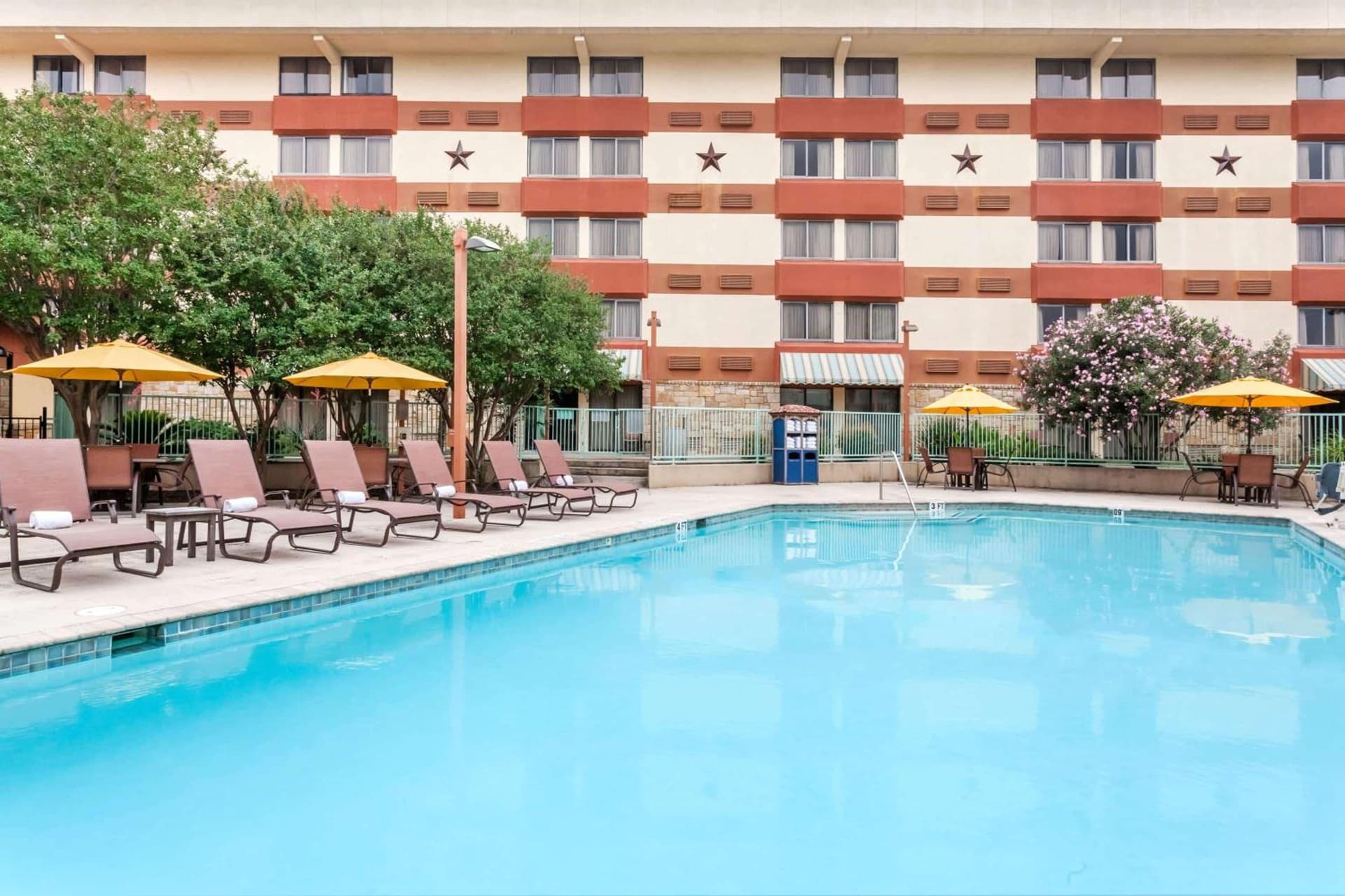 Wyndham Garden Hotel Austin gallery photo in Austin, TX — image 13