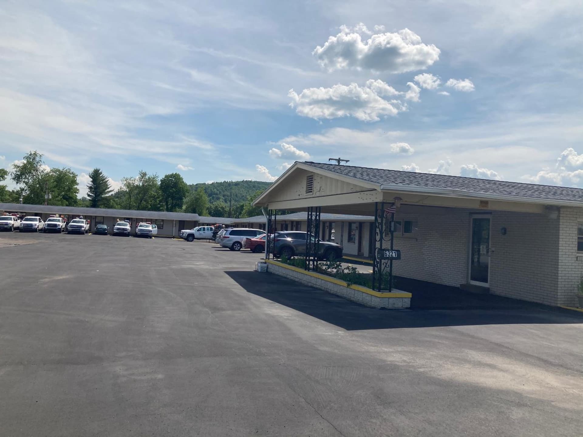 Budget Inn Clearfield PA interior in Clearfield, PA — gallery photo 2