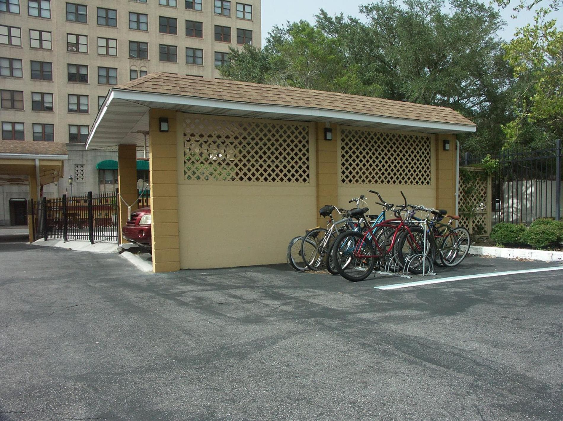 Gainesville Lodge gallery photo in Gainesville, FL — image 13