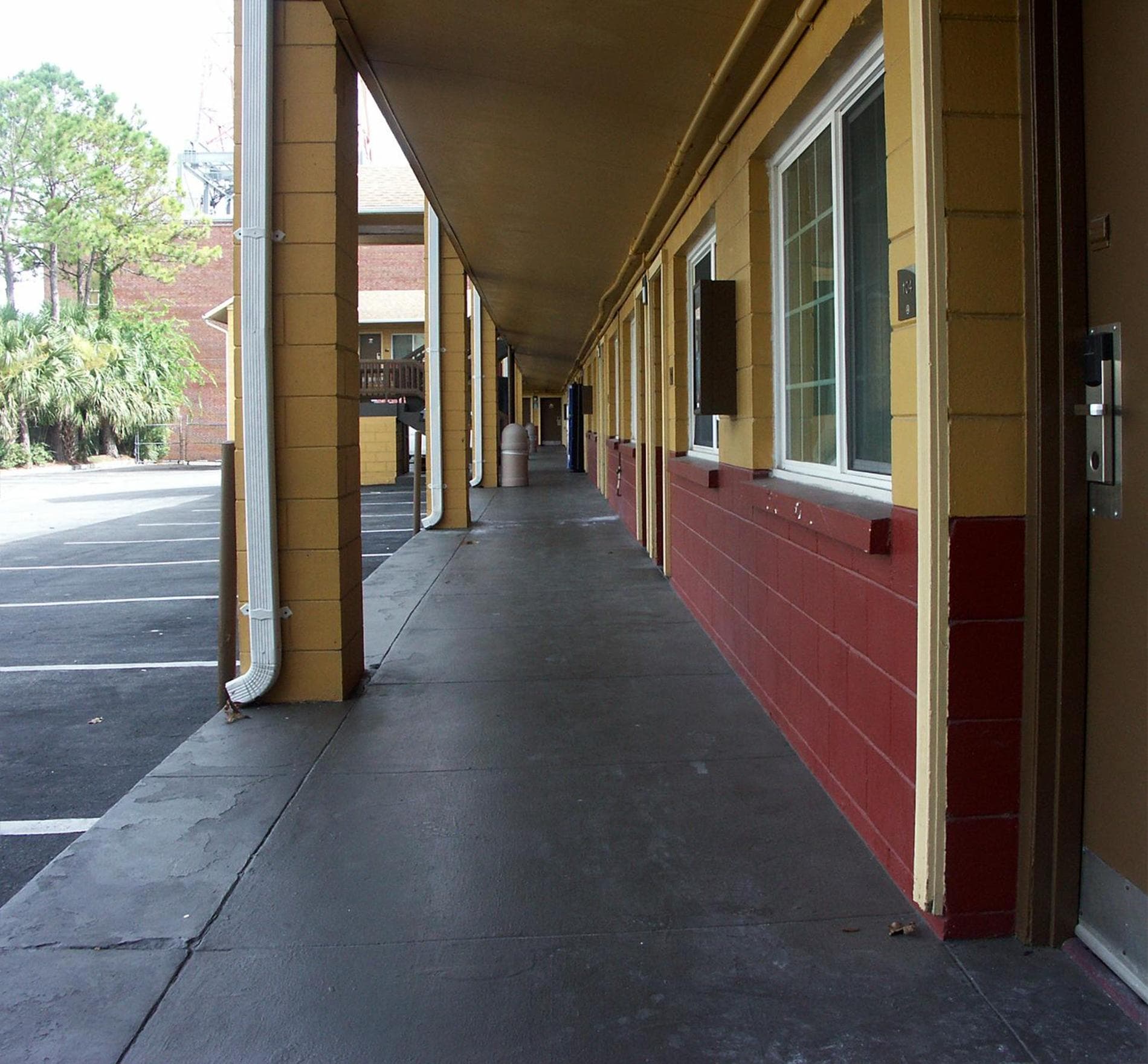 Gainesville Lodge gallery photo in Gainesville, FL — image 9