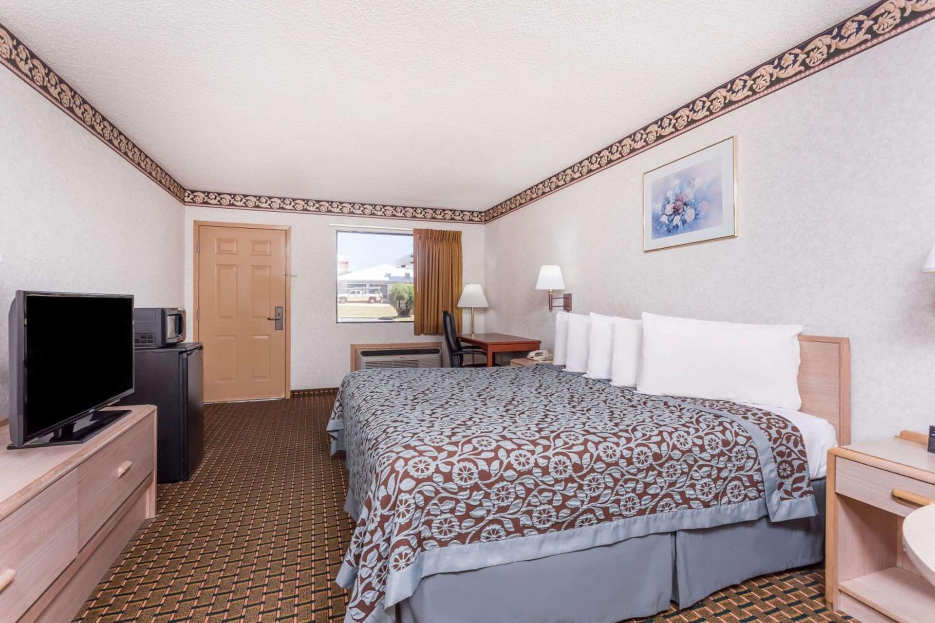 Days Inn by Wyndham Byron gallery photo in Byron, GA — image 10