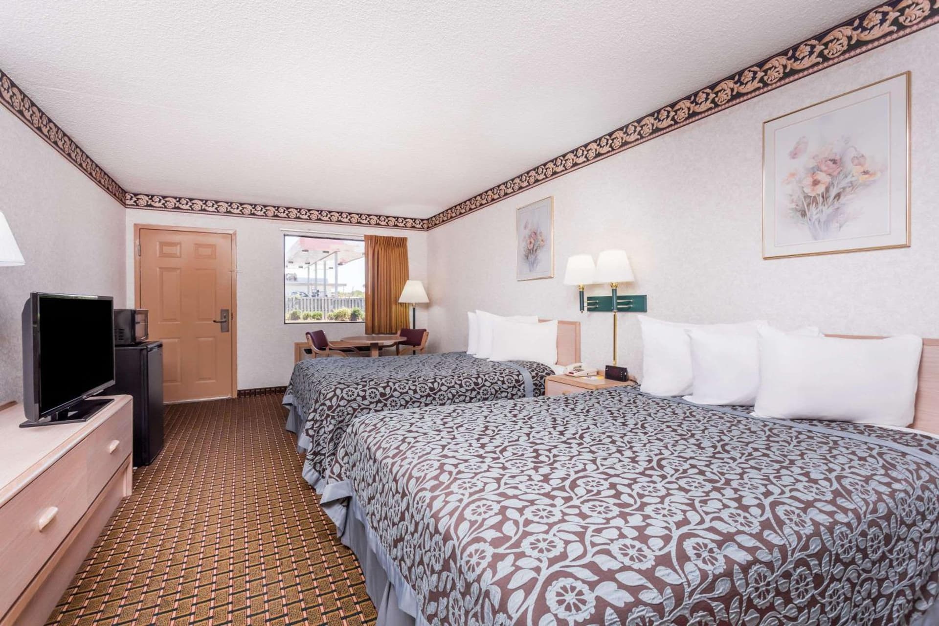 Days Inn by Wyndham Byron gallery photo in Byron, GA — image 22
