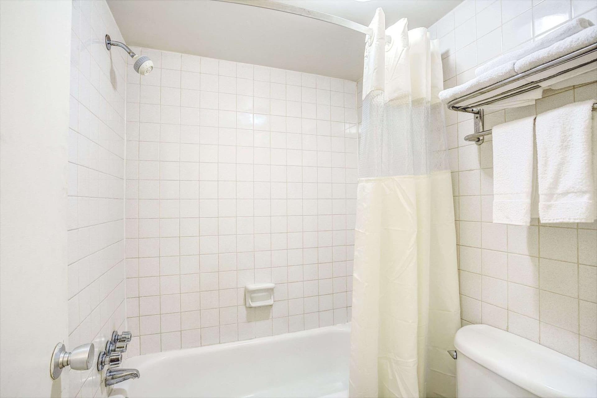 Days Inn by Wyndham Chesapeake gallery photo in Chesapeake, VA — image 7