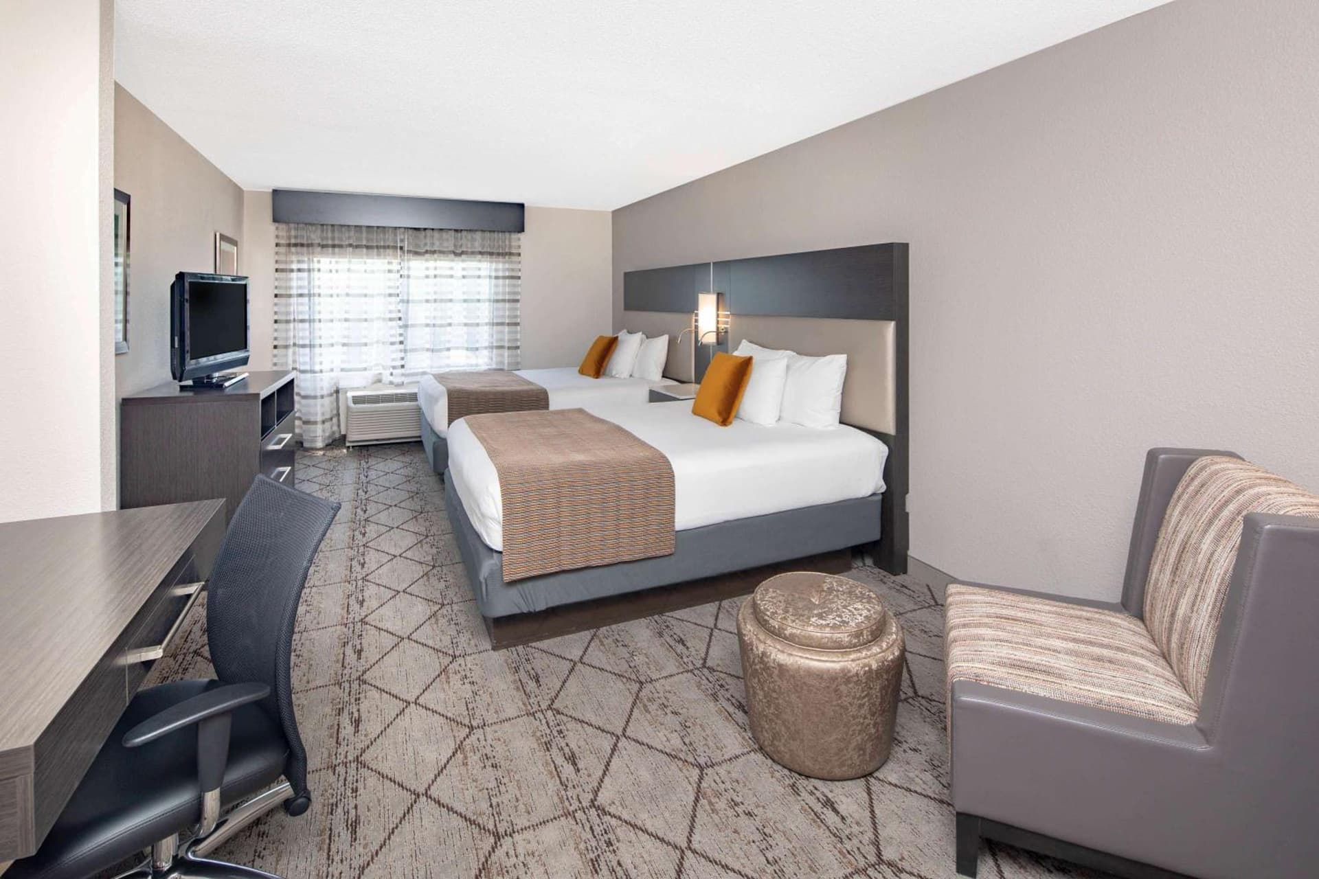 Wingate by Wyndham Greenville Airport gallery photo in Greenville, SC — image 31