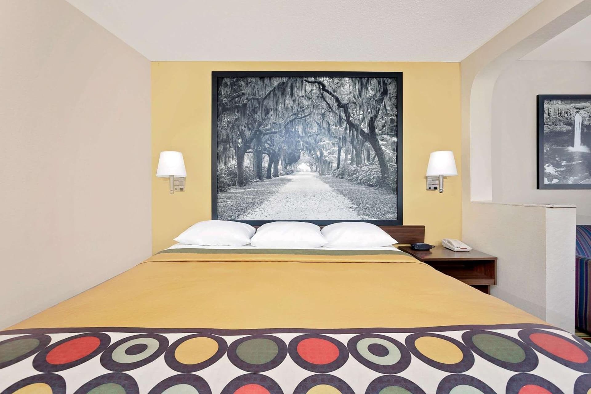 Super 8 by Wyndham Byron/South Macon gallery photo in Byron, GA — image 21