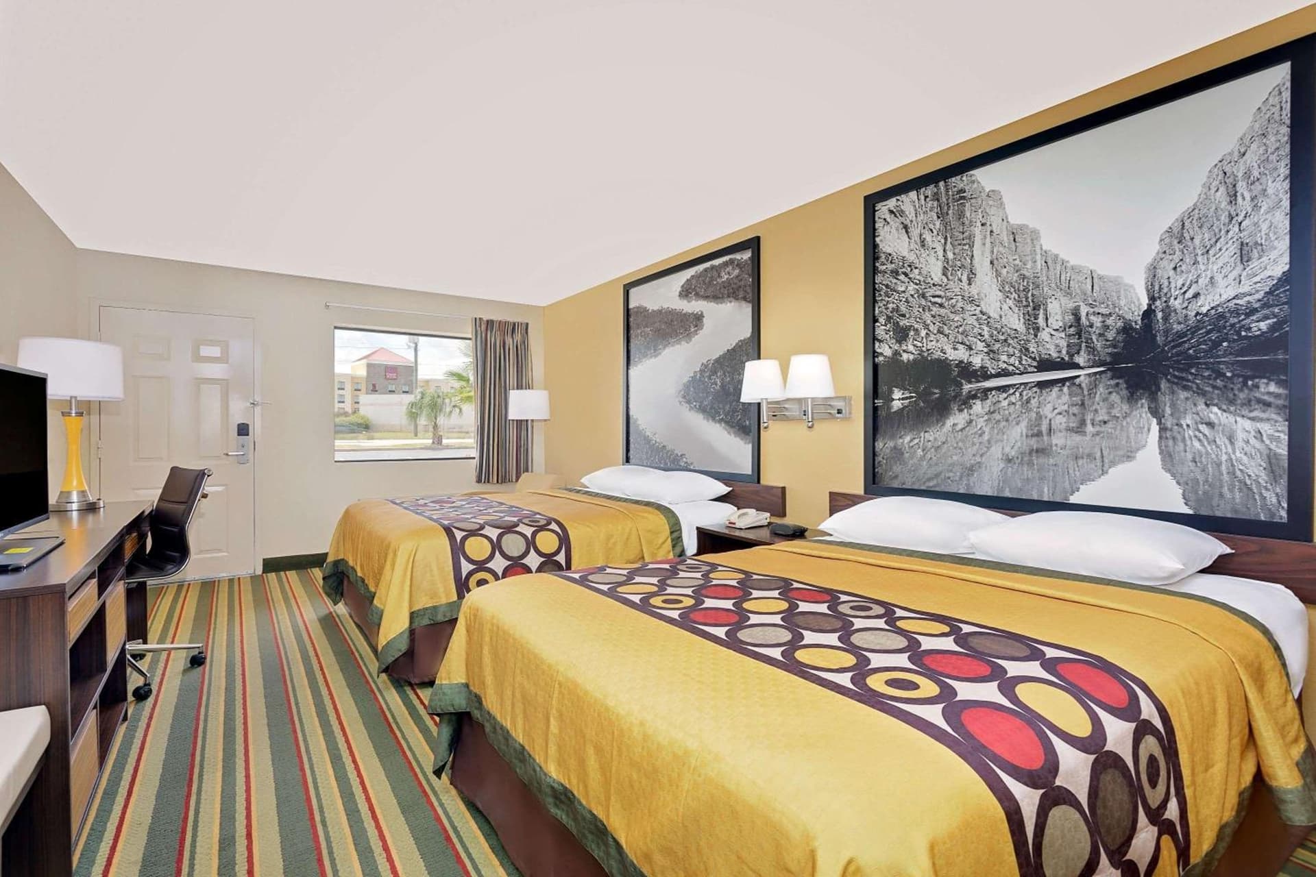 Super 8 by Wyndham Byron/South Macon gallery photo in Byron, GA — image 36