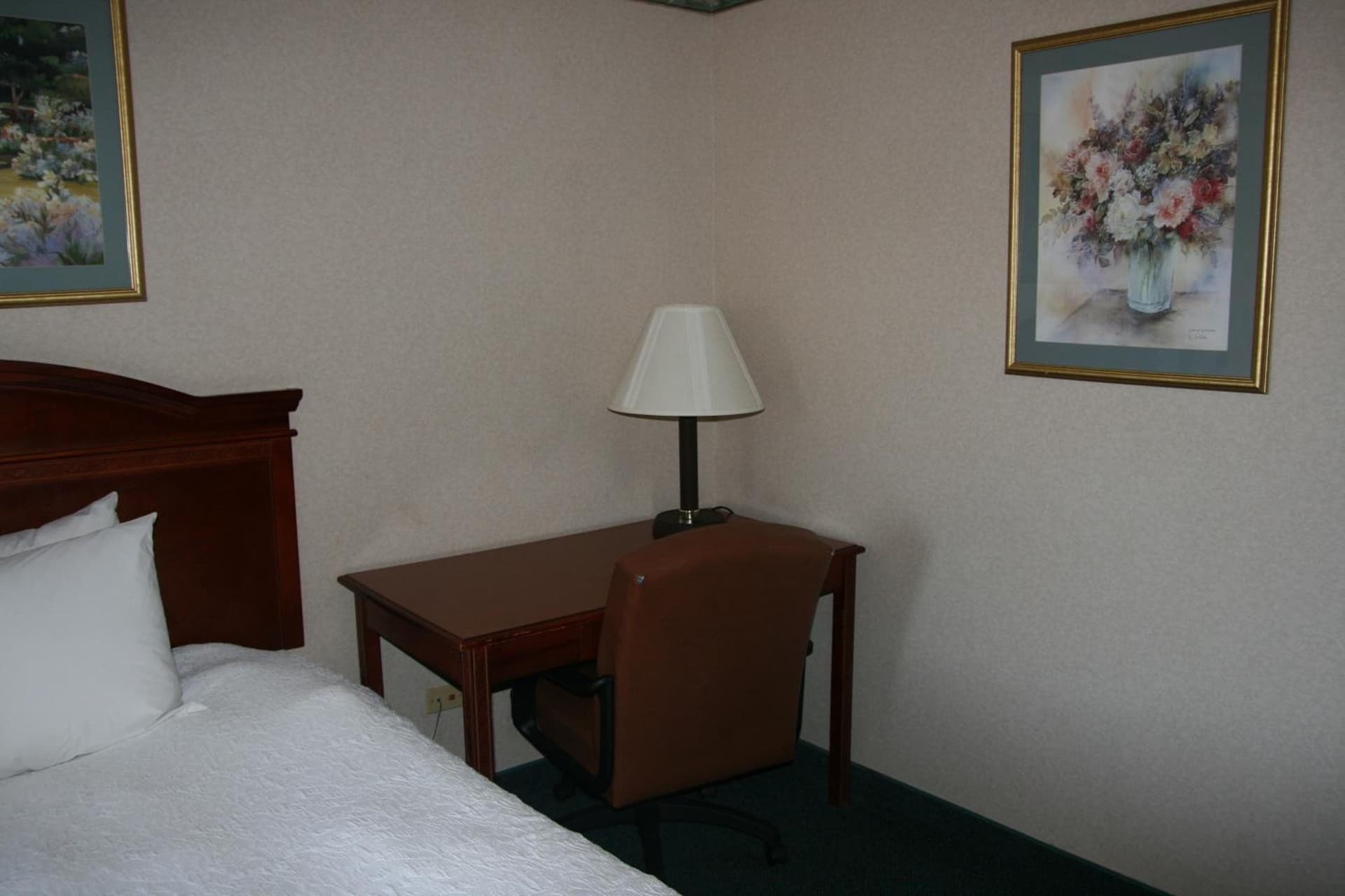 Baymont by Wyndham Clarksville Northeast interior in Clarksville, TN — gallery photo 2
