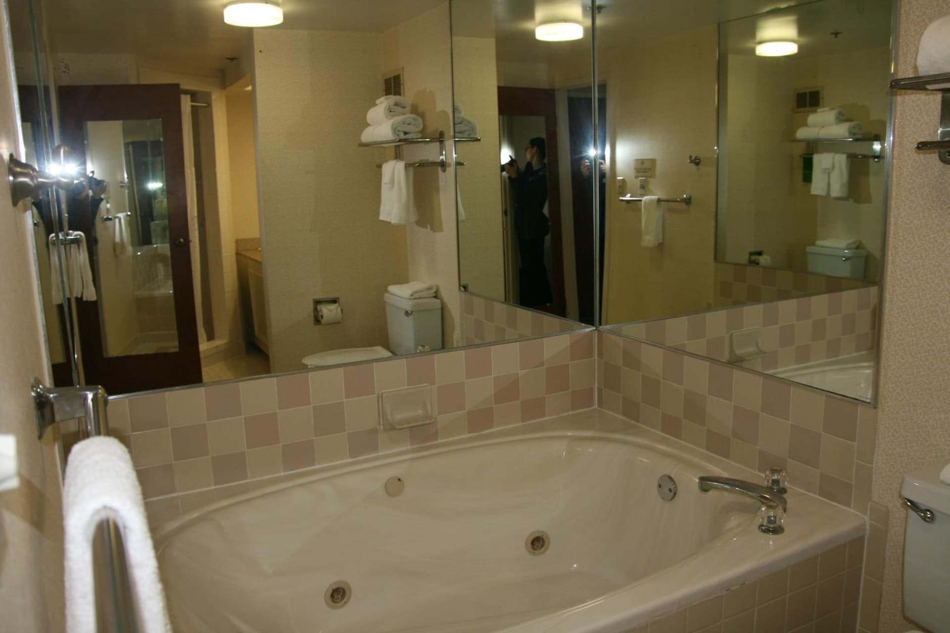 Baymont by Wyndham Clarksville Northeast gallery photo in Clarksville, TN — image 10