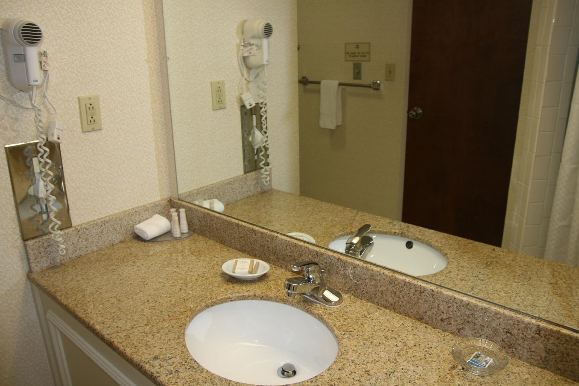 Baymont by Wyndham Clarksville Northeast gallery photo in Clarksville, TN — image 26