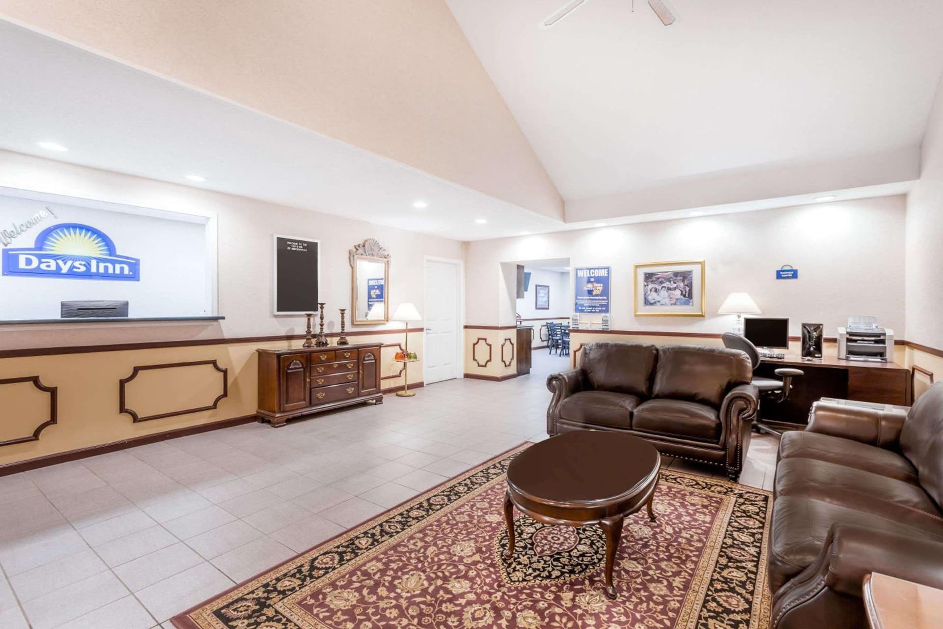 Days Inn by Wyndham Simpsonville interior in Simpsonville, SC — gallery photo 2