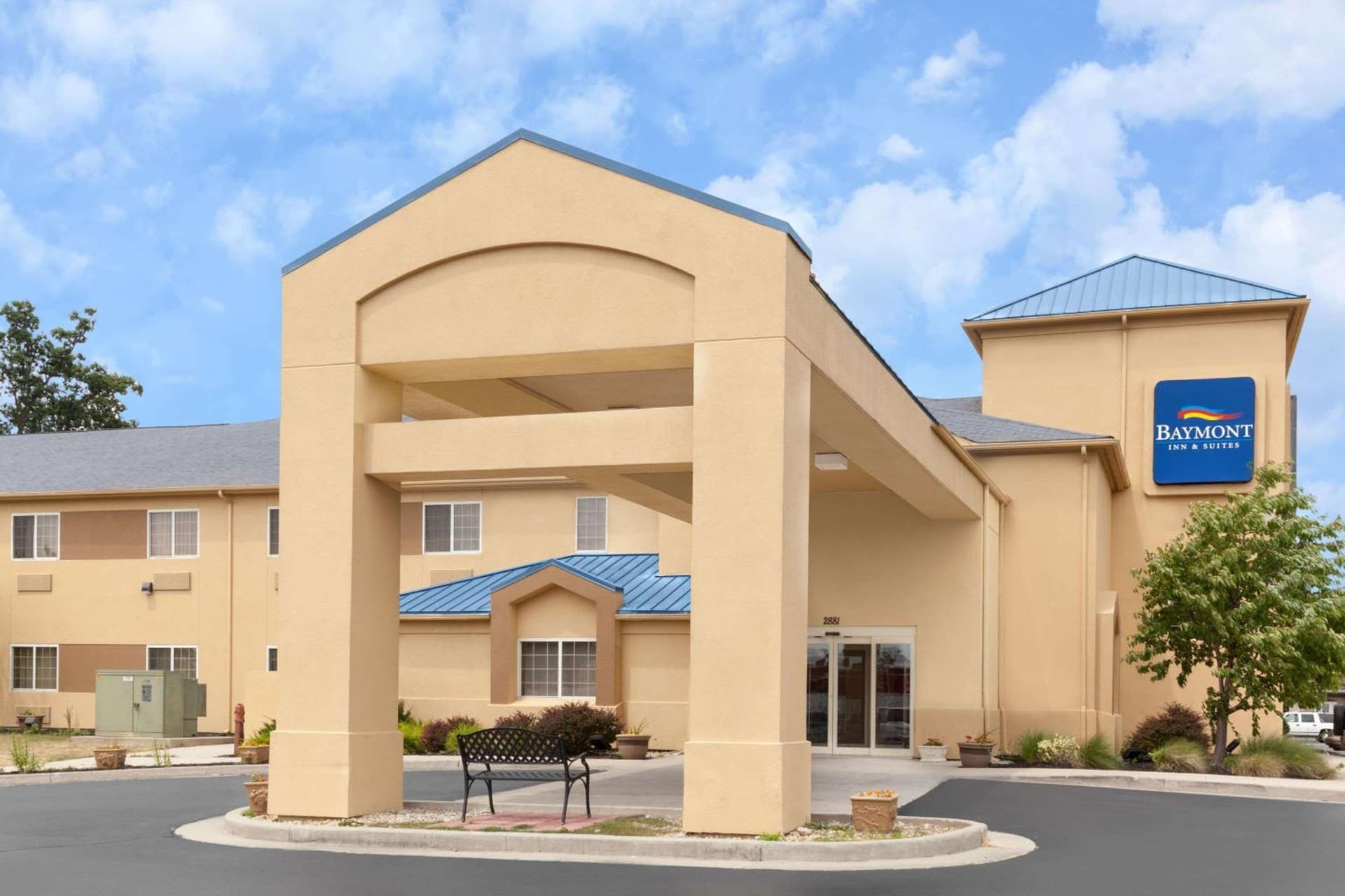 Baymont by Wyndham Fort Wayne exterior or lobby in Fort Wayne, IN — main listing photo
