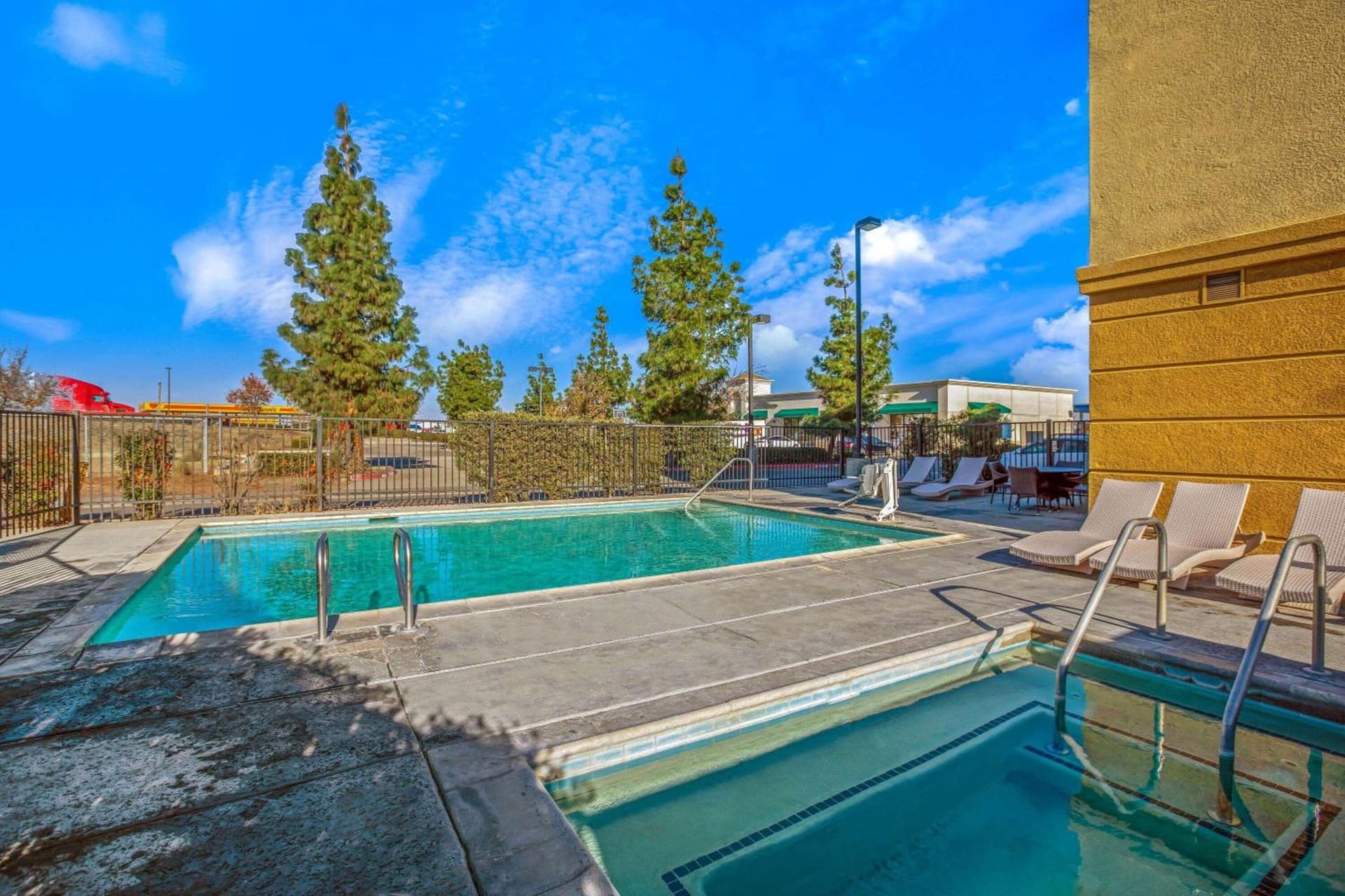 La Quinta by Wyndham Manteca - Ripon gallery photo in Ripon, CA — image 10