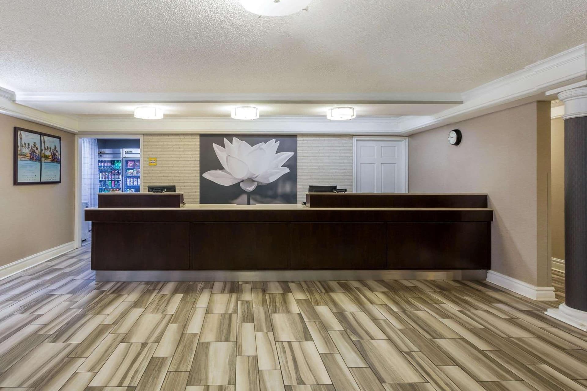 La Quinta Inn by Wyndham Odessa gallery photo in Odessa, TX — image 55
