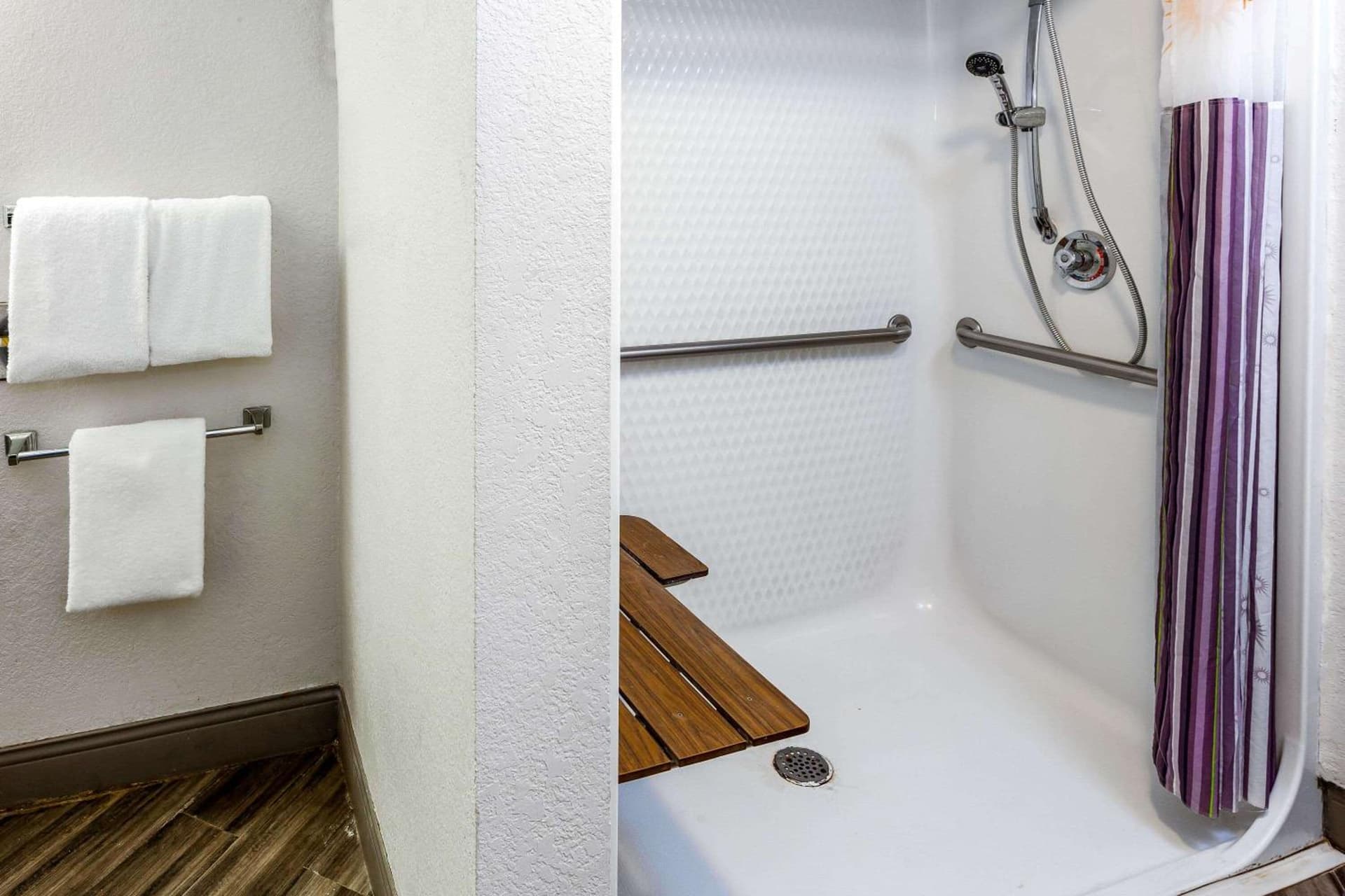 La Quinta Inn by Wyndham Laredo I-35 gallery photo in Laredo, TX — image 15