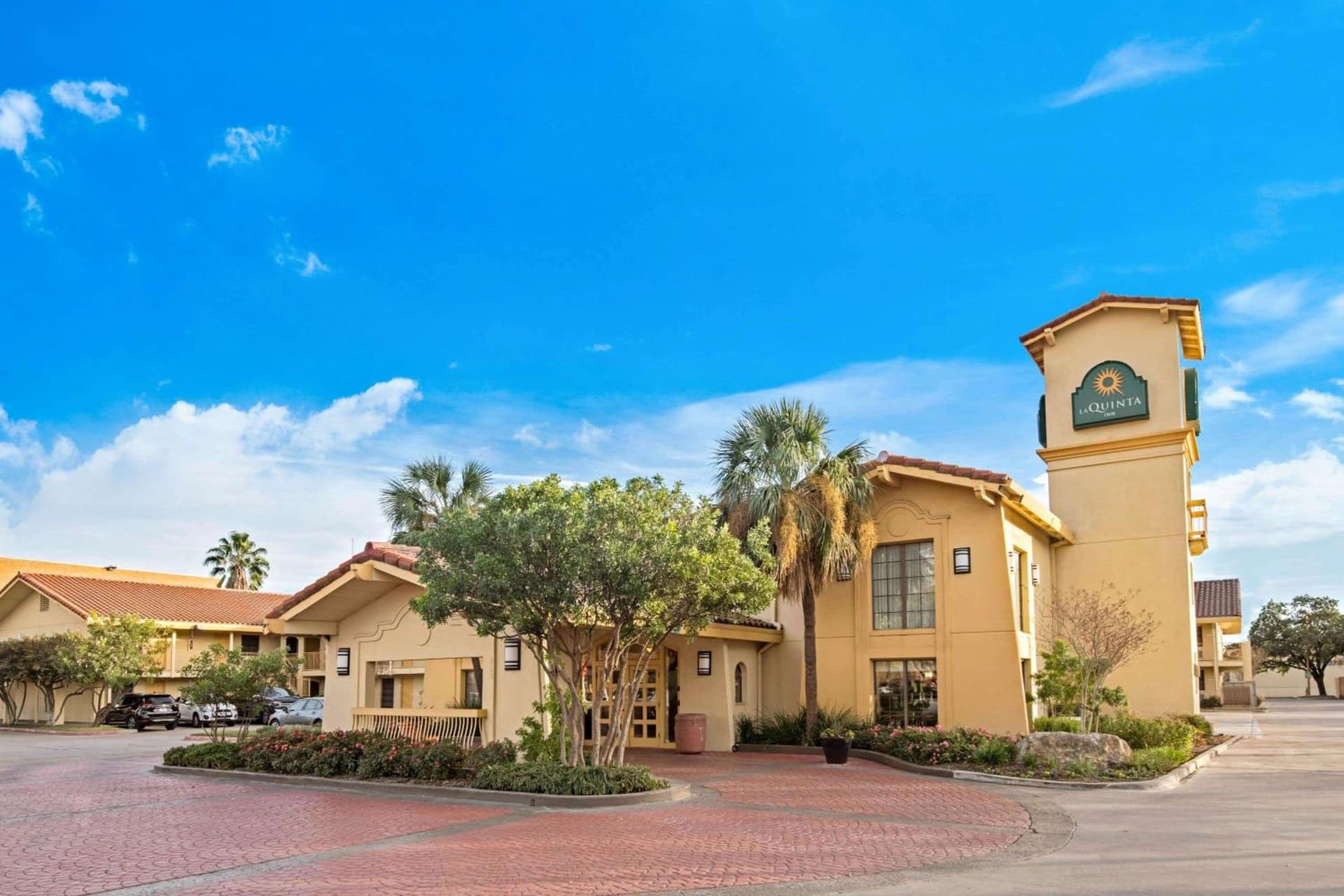La Quinta Inn by Wyndham San Antonio Market Square featured exterior or lobby in San Antonio, TX — similar hotel